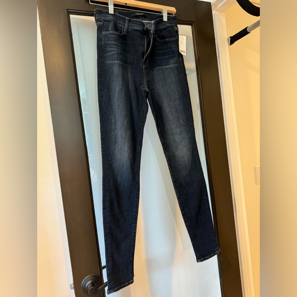 NWT j Brand jeans size 28, OVLIVION